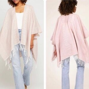 Gentle Fawn Hermosa Elegant Pink Fringe Kimono Lightweight M/L NWT